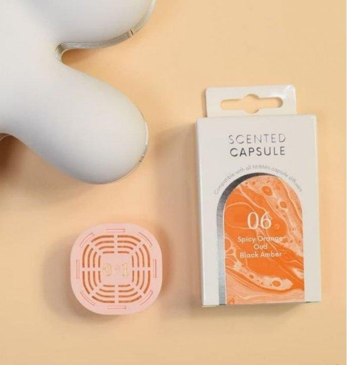 Mr&Mrs Fragrance - Capsule n°6 George - Spicy Orange Oud Black Amber Mr & Mrs Fragrance - 1