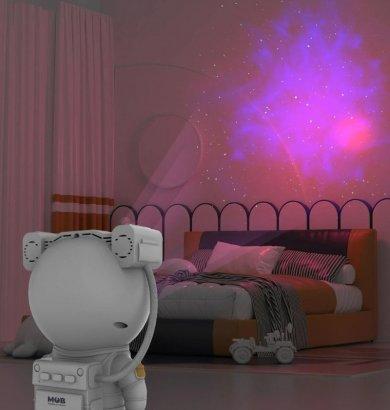 MOB - Galaxy Light - Projecteur Nébuleuse MOB - des idées cadeaux tech et design pour les grands enfants - 1
