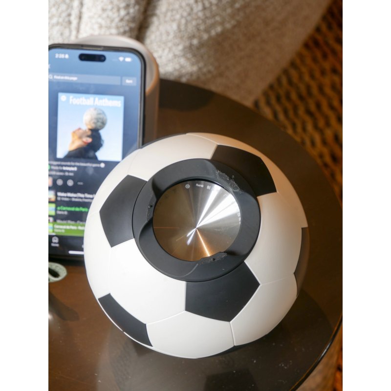 Steepletone - Enceinte Bluetooth Ballon Football - Enceinte sans-fil