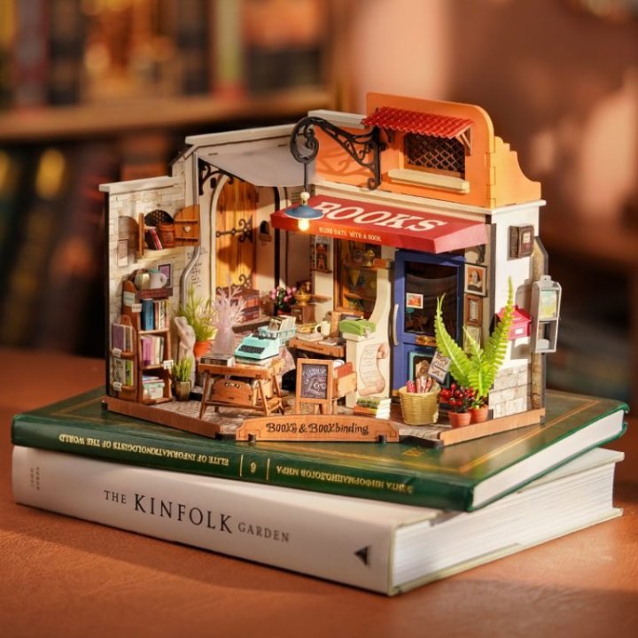 Rolife - DIY - Corner Bookstore - DG164 - DIY