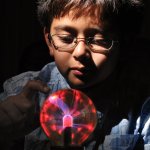 Boule de Plasma Magique 6 pouces - Lampe et Ampoule