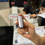 PLAUD NotePin Bundle – Enregistreur vocal IA portable avec transcription intelligente