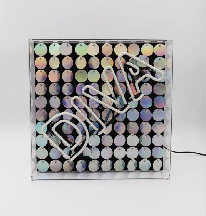 Locomocean - Box Acrylique - Diva - La pièce d'éclairage au néon parfaite pour votre maison ou comme cadeau unique.
