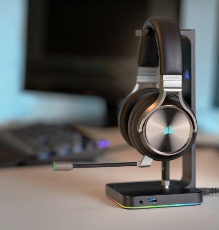 Corsair - Support Casque - ST100 RGB - Mettez en valeur votre casque avec le support haut de gamme pour casque ST100 RGB. Admire