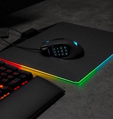 Corsair - Souris RGB - Scimitar RGB Elite - La SCIMITAR RGB ELITE élève votre gameplay à un niveau supérieur grâce à ses 17 bout