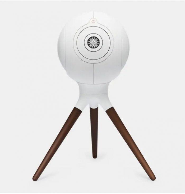 Devialet - Treepod - Doté d’une ingénieuse base isostatique, Treepod est à la fois un audacieux objet de design et l’allié parfa